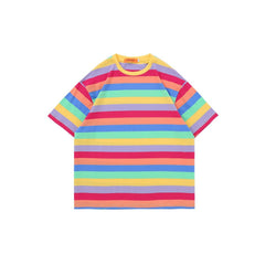 Pastellfarbenes Oversize-T-Shirt mit Streifen