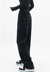 Gerade geschnittene Jeans aus Denim mit aufgesetzten Taschen