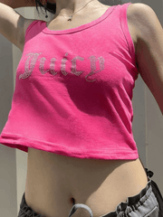 Kurzes Tanktop mit Strass-Buchstaben