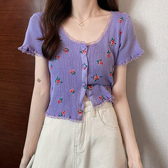 Rosa geripptes Oberteil mit Knopfleiste