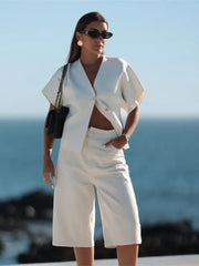 Knitted Flat Pin V-Neck Solid Short Sleeved Tops