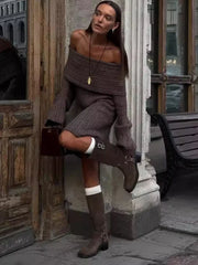 Minikleid aus Rippstrick mit einer Schulter