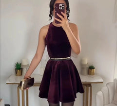 Mini-Kleid aus Samt mit Tanktop