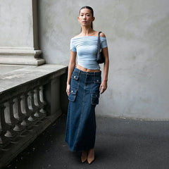 Figurbetontes Kurzarm-T-Shirt mit U-Boot-Ausschnitt