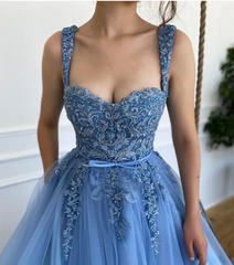 Heart Neck Beaded Lace Embroidery Prom Dress