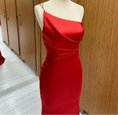 Red One Shoulder Mermaid Open Back Evening Dresses
