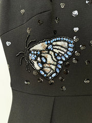 Minikleid mit Diamantpailletten und hohem Bund