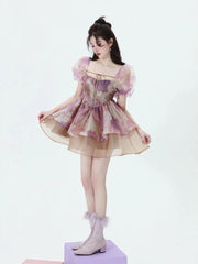 Soft Girl – Lagen-Minikleid mit Puffärmeln