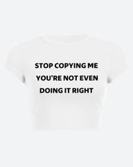 Deja de copiarme Tee