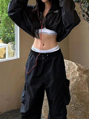 Kurze Jacke mit Reißverschluss und Reverskragen