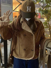 Chaqueta corta vintage de lana de cordero marrón empalmada