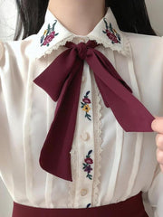 Hemd mit Vintage-Rosenstickerei