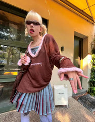 Y2K-Pullover mit tiefem Ausschnitt