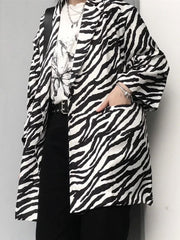 Langer Blazer mit Zebra-Print