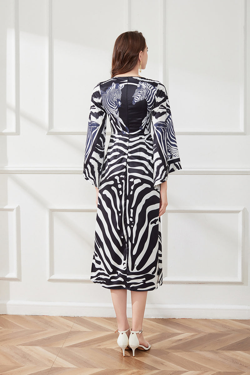 Distinctive Horse Head Print Striped Contrast Dress High Waist Trumpet Sleeve Split Dress
