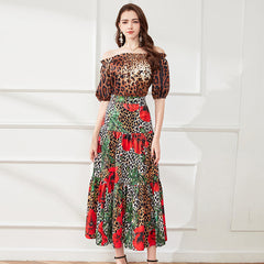 Conjunto de dos piezas de vestido grande con estampado de leopardo y flores y top de manga corta con hombros descubiertos