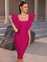 Vestido de fiesta ajustado con volantes y mangas de mariposa
