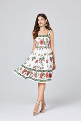 Vestido ajustado con tirantes y estampado de posicionamiento