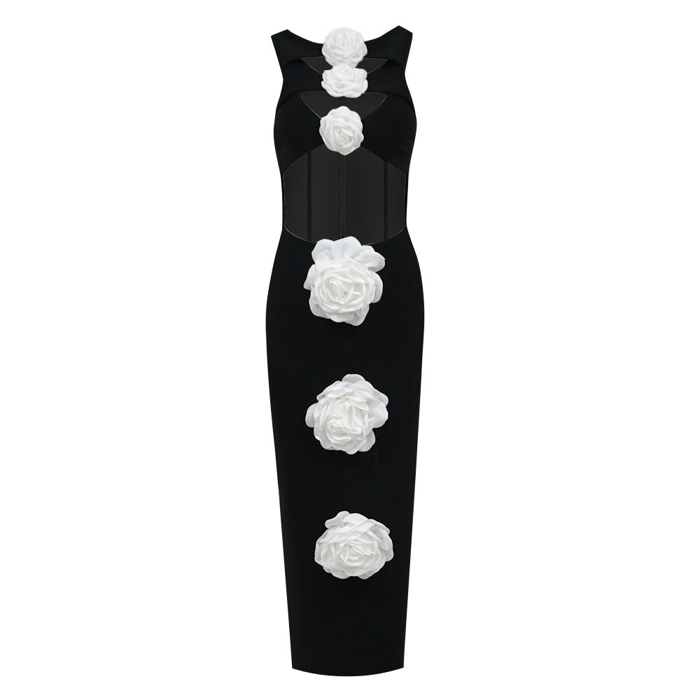 Vestido ajustado con estampado floral, adelgazante, sin mangas y con aberturas.