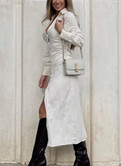 Vestido sencillo de jacquard con cuello en V y cordón ajustable