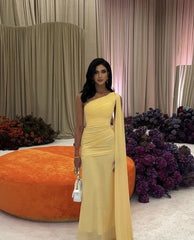 Baby Yellow Chiffon Mermaid One-shoulder Prom Dress