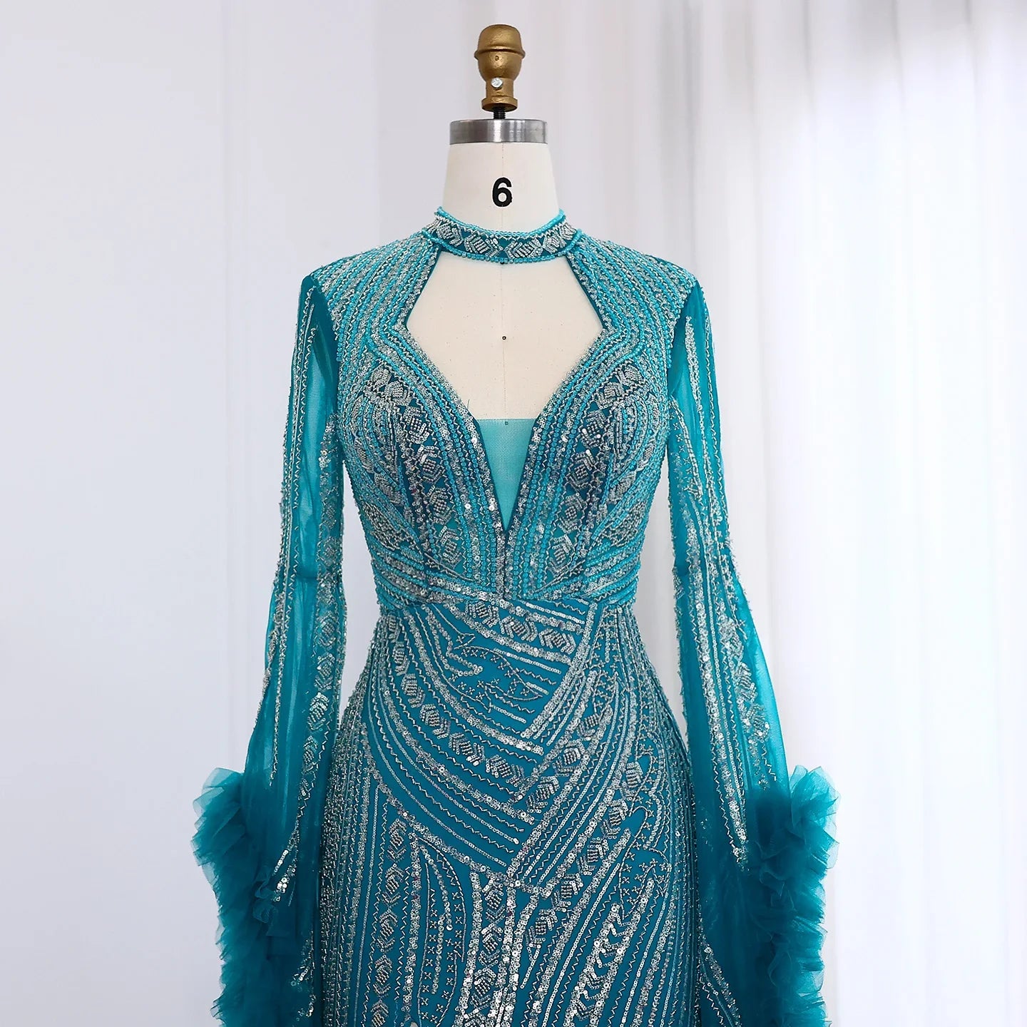Halter Neck Mermaid Evening Dress with Cape Sleeves