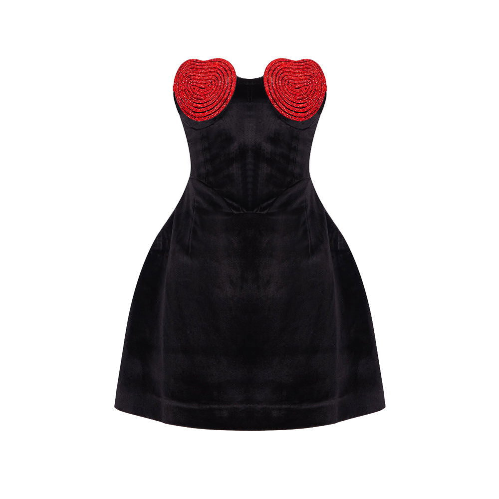 Vestido de terciopelo con corte A y escote en forma de diamante en color melocotón Love Niche Dress