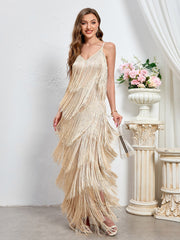 Vestido de tirantes finos con borlas