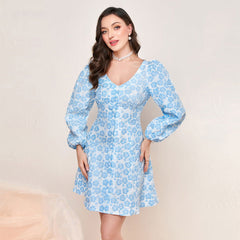 Vestido elegante de cintura alta con cuello en V