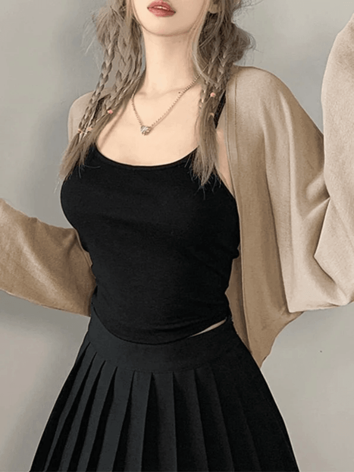 Schlichte, langärmlige, kurze Shrug-Strickjacke