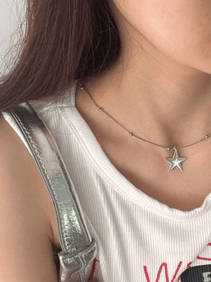 Collar vintage de estrella punk en plata
