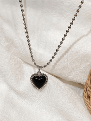 Heart pendant necklace 2pcs