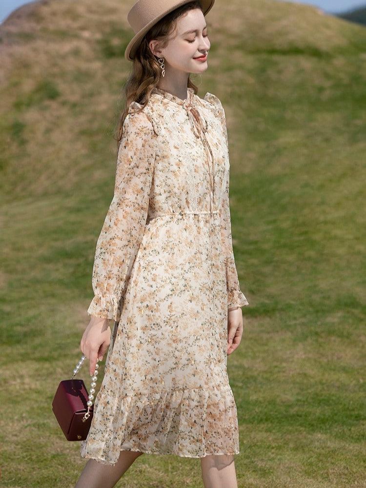 Cottagecore Lace Detailed Floral Midi Dress  AmiEmi