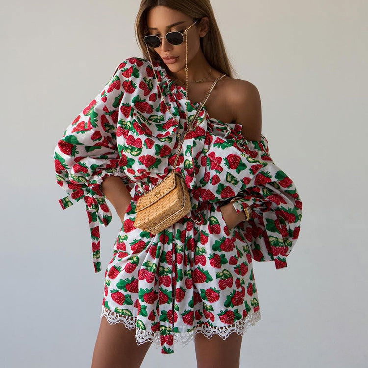 Early Strawberry Printed Dress Waist Trimming Shoulder Long Sleeve A line Dress