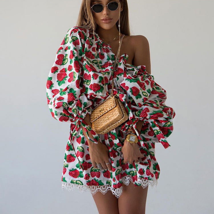 Early Strawberry Printed Dress Waist Trimming Shoulder Long Sleeve A line Dress