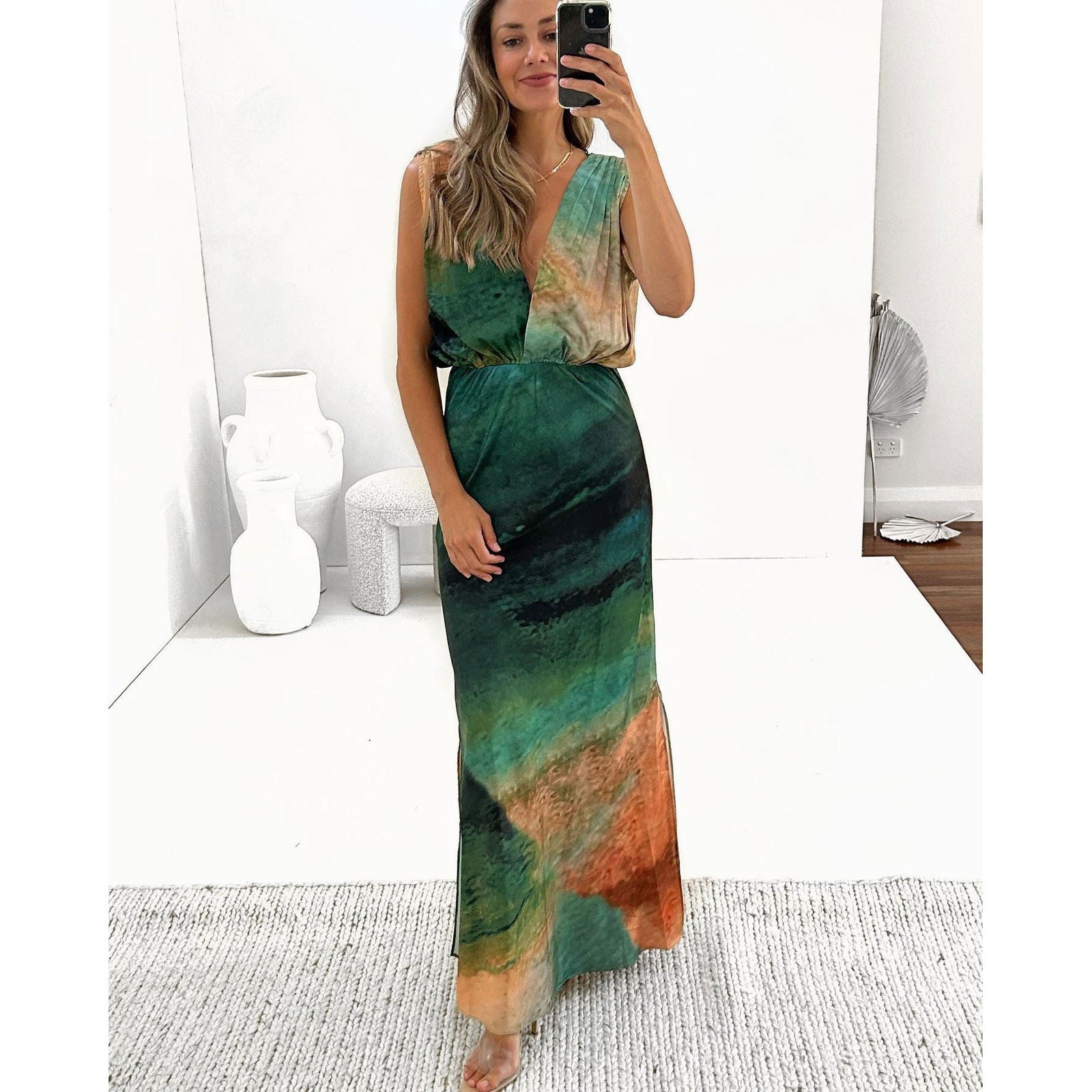 Vestido holgado de vacaciones con abertura en la espalda