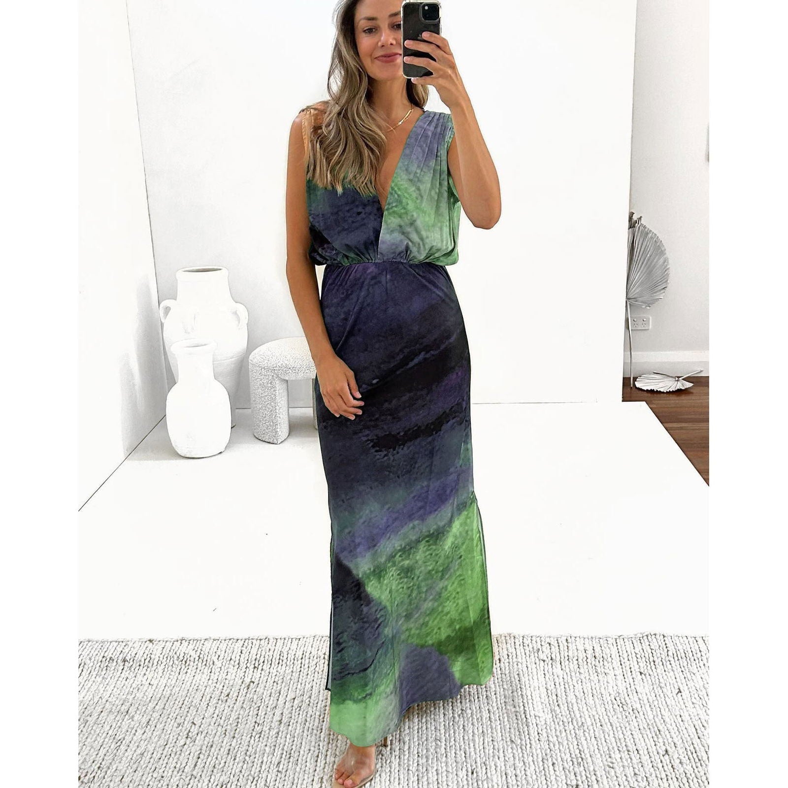 Vestido holgado de vacaciones con abertura en la espalda