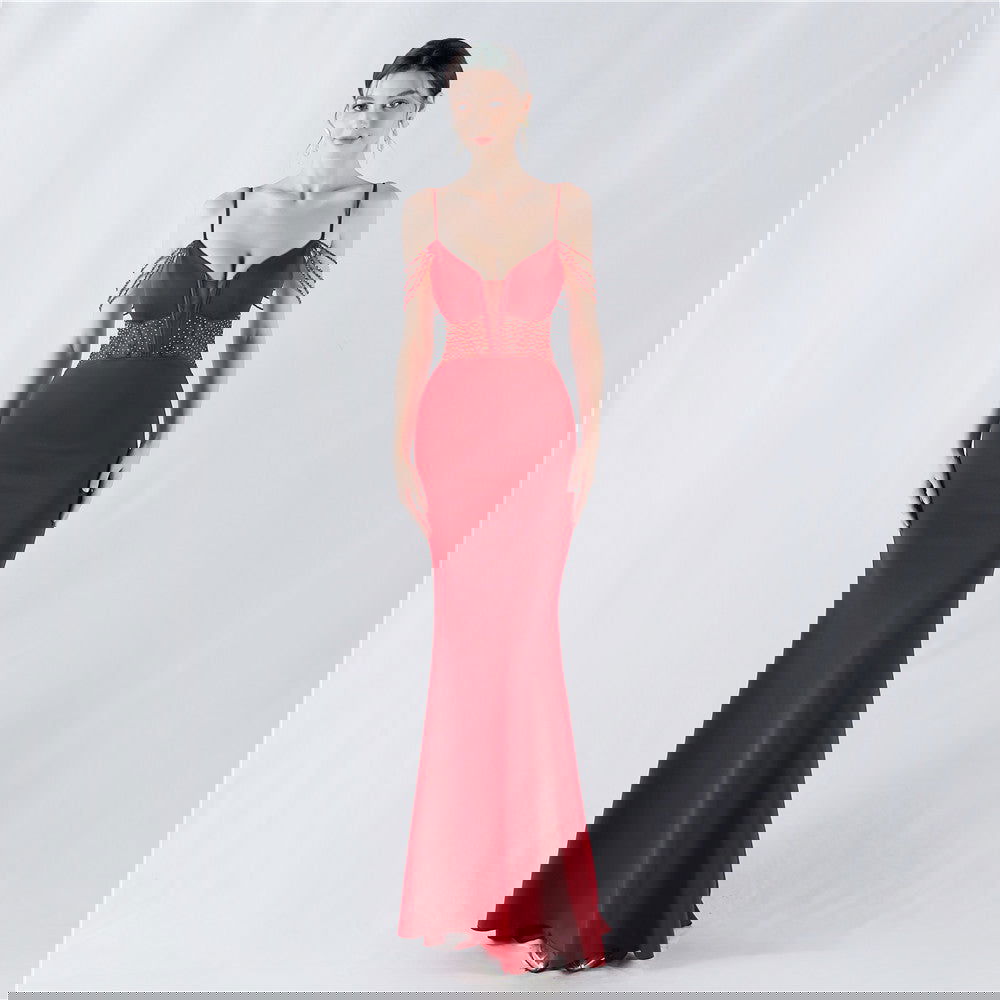 Vestido de noche ajustado con corsé y cuentas de diamantes de imitación para cóctel y presentación.