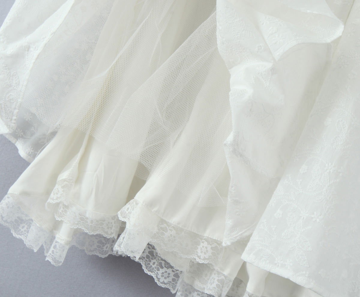 Vestido con tirantes y cuello halter de encaje sencillo de FallFresh