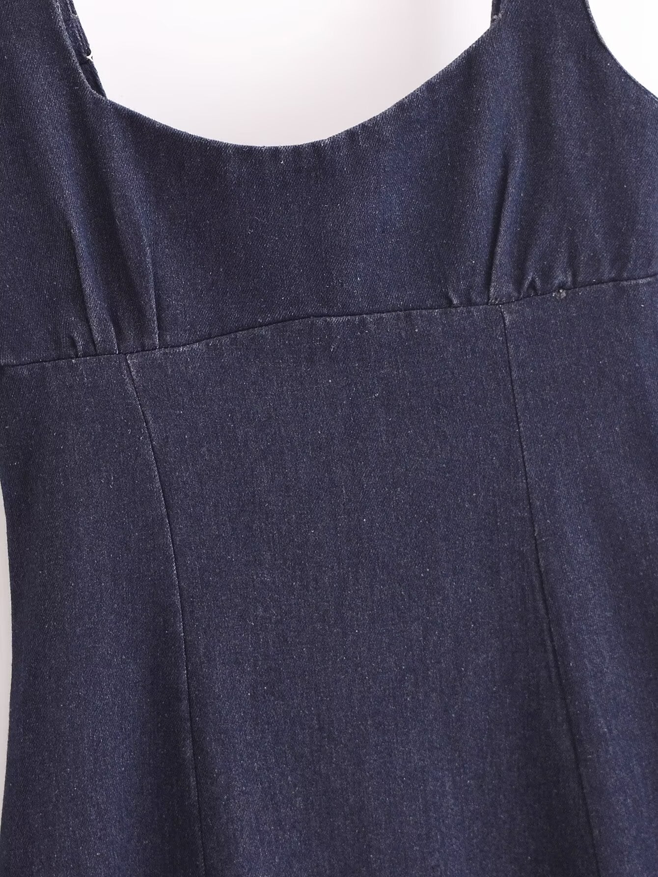 Vestido midi vaquero fino y sencillo de otoño
