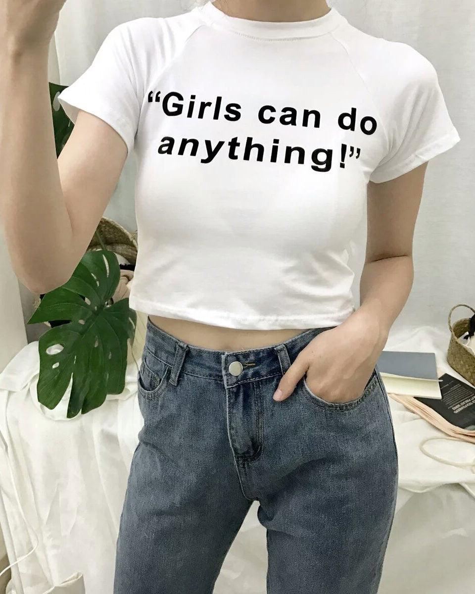 Mädchen können alles tun Crop T-Shirt