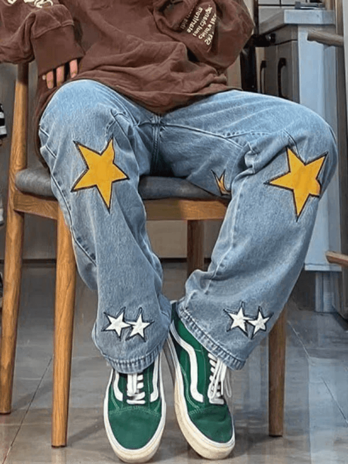 Star Patch Straight Boyfriend Jeans