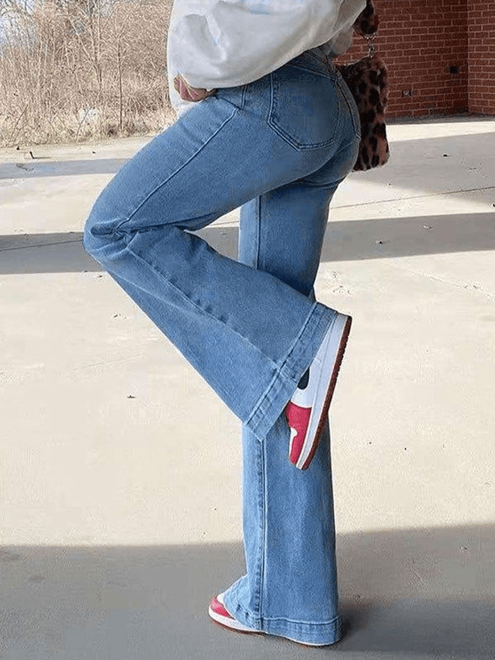 Mid Rise Washed Boyfriend Jeans