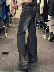 Ausgeblichene Low-Rise-Flare-Jeans