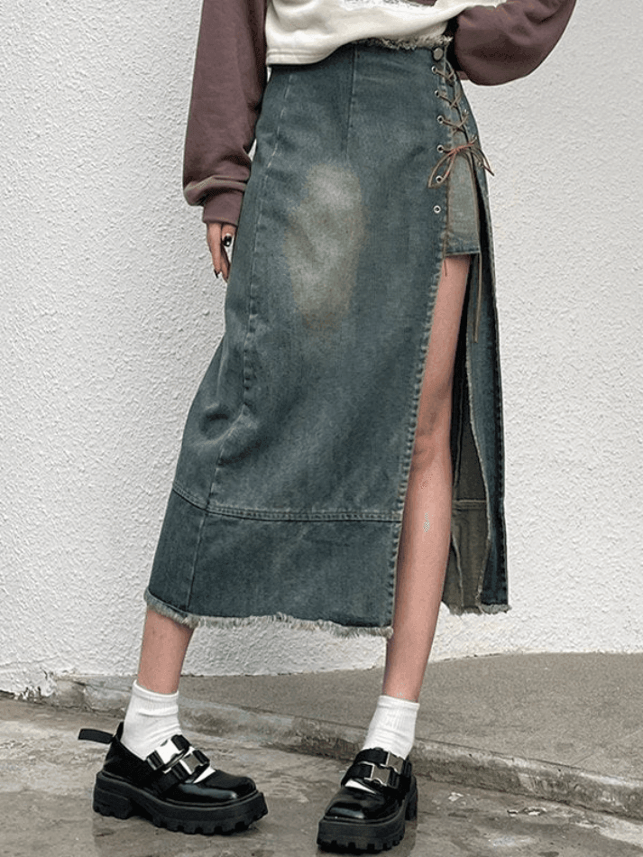 Cargo-Jeansrock mit Patchwork-Schnürung und Schlitz