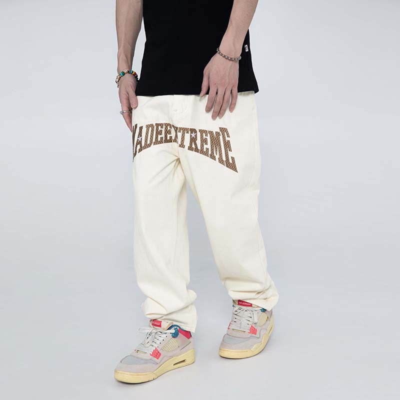 Jeans extremos hechos