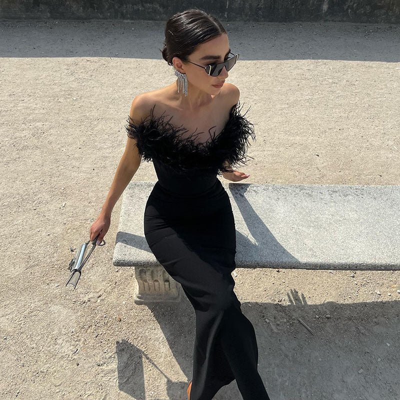Vestido tubo con escote en V y cola de pez de lana