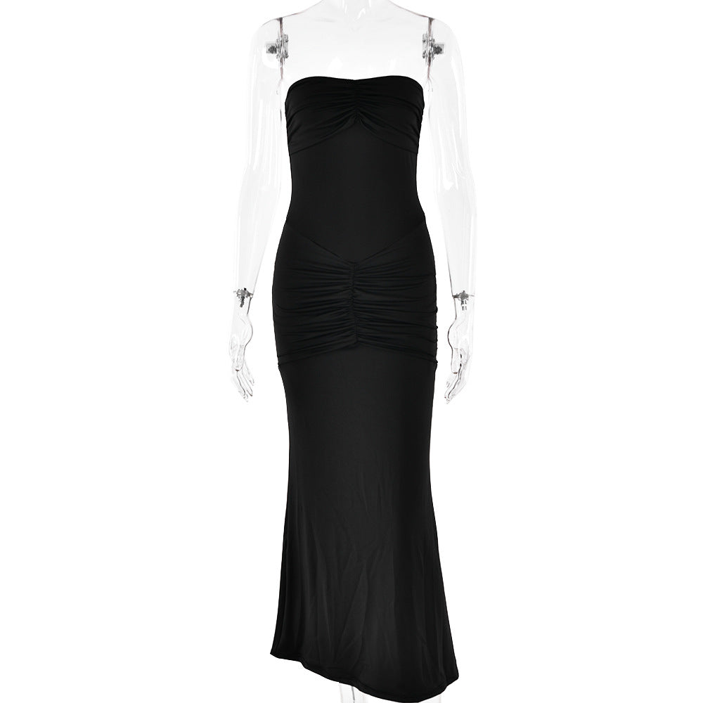 Vestido de noche plisado de color liso con espalda descubierta y top de tubo ajustado