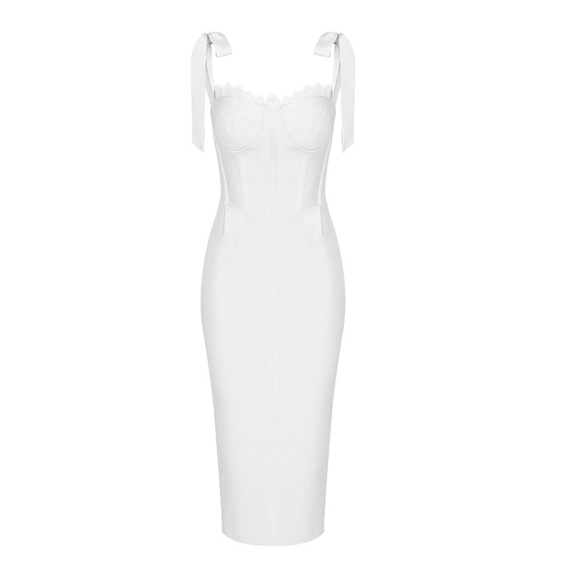 Vestido blanco de punto con corsé, de alta gama y encaje, ajustado y con varillas.
