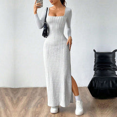 Vestido sencillo y elegante con cuello cuadrado, espalda descubierta, manga larga y largo medio